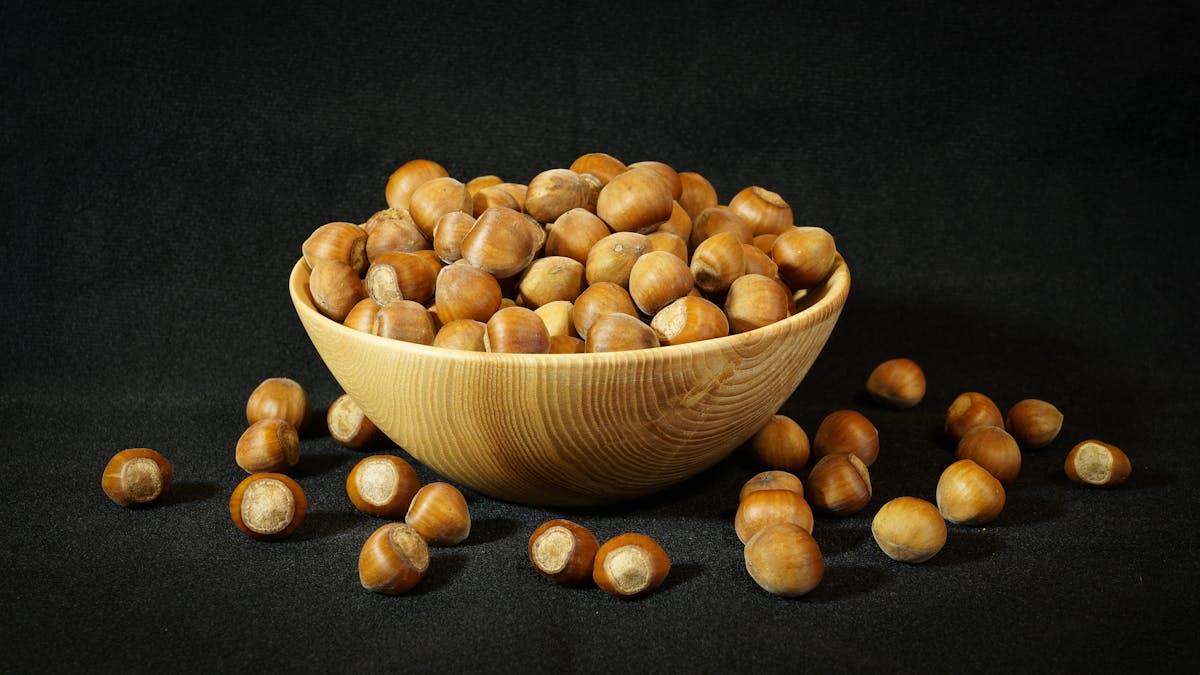 Vitamin E — natural source imagery